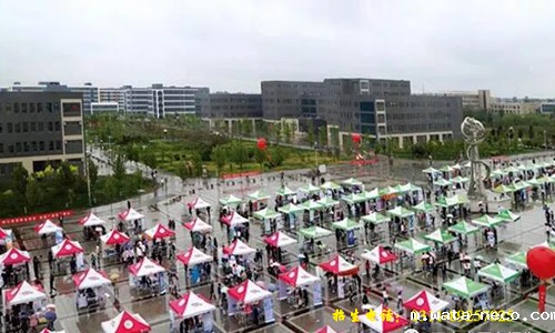 石家庄医学高等专科学校中专部学校招聘会