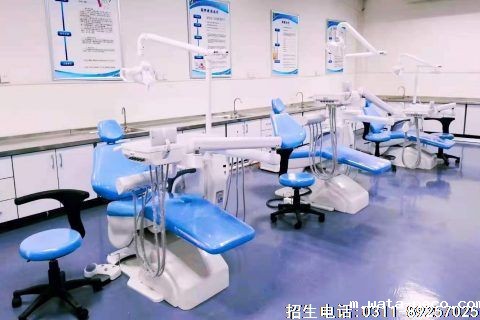 口腔门诊好不好.jpg